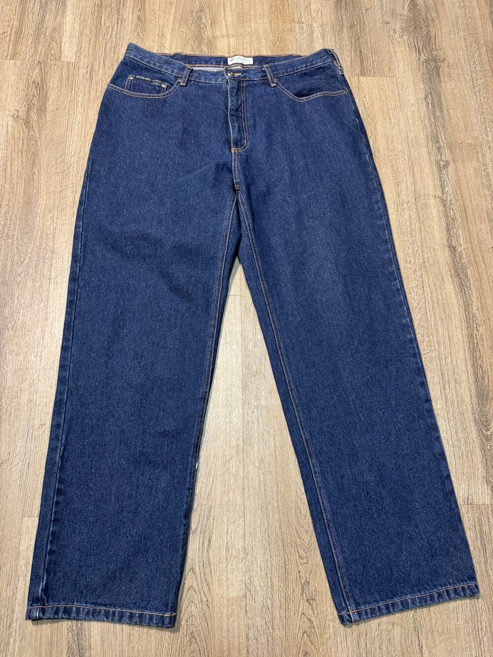 Columbia Men's Dark Blue Classic Straight Leg Jeans